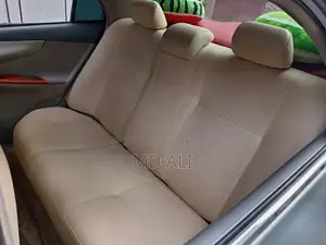 টয়োটা এক্সিও ২০১০ সিলভার