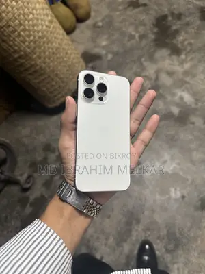 Apple iPhone 15 Pro Max 256 GB Silver