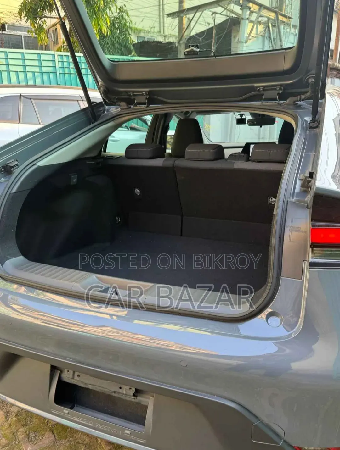 New Toyota Prius 2023 Gray
