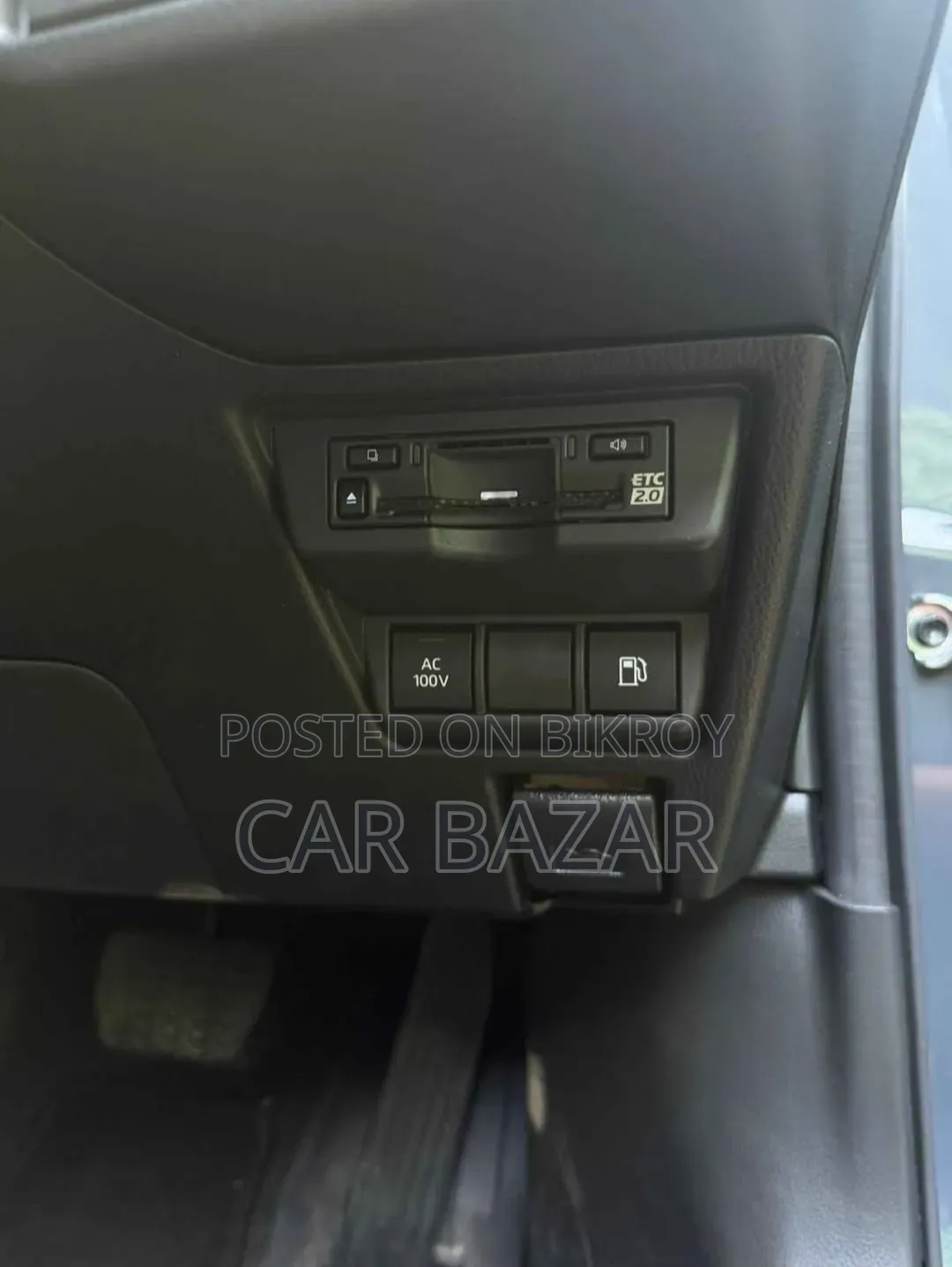 New Toyota Prius 2023 Gray