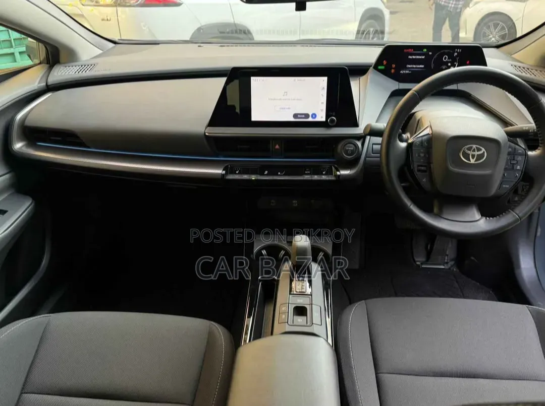 New Toyota Prius 2023 Gray