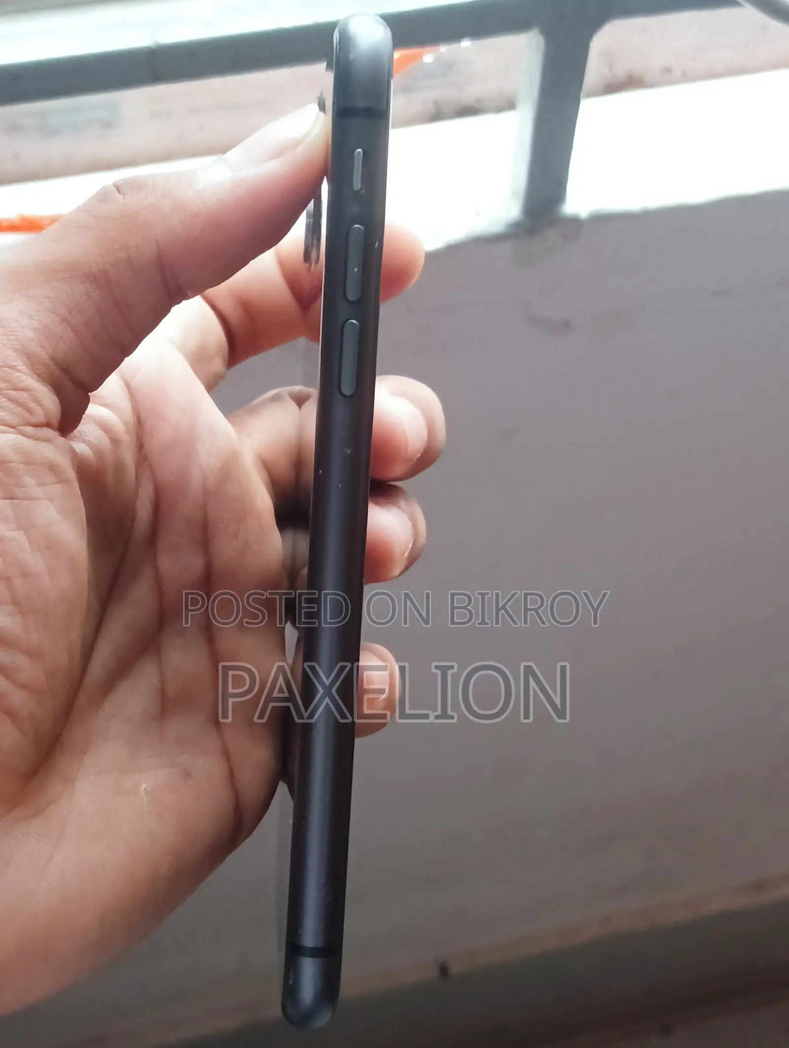 Apple iPhone 11 64 GB Black