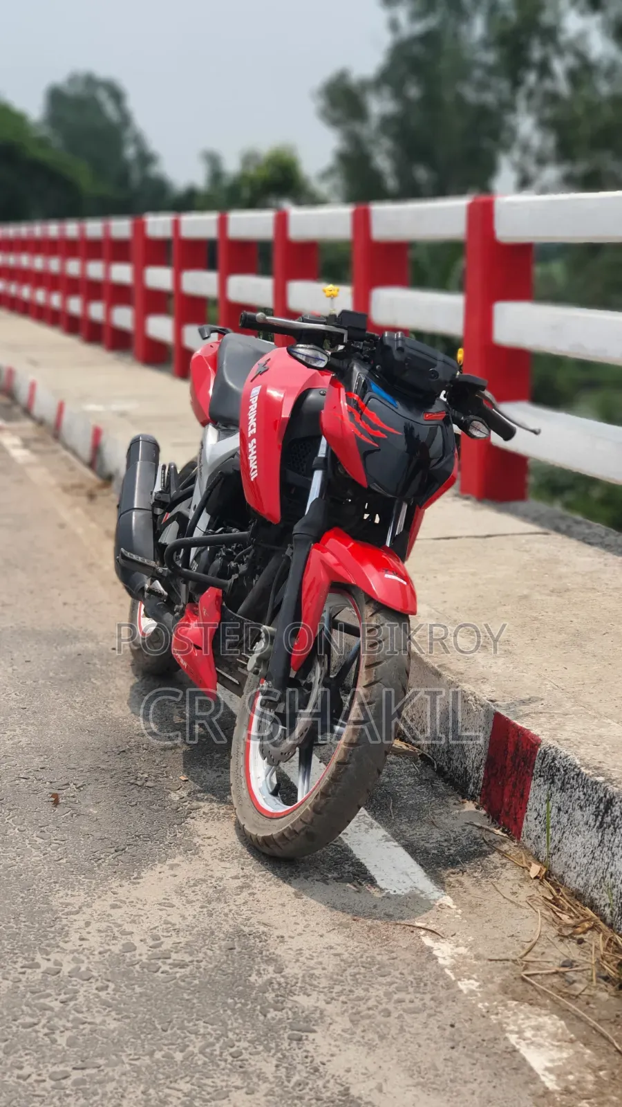TVS Apache 160 4V 2022 Red