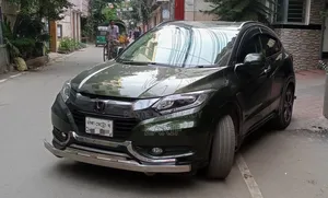 Honda Vezel 1.5 Hybrid 4WD 2014 Green