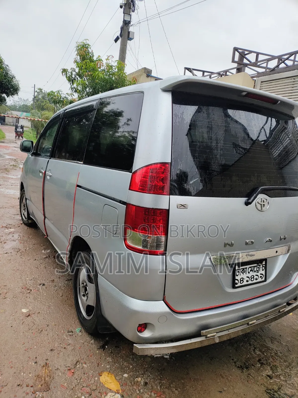Toyota Noah 2003 Silver