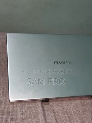 New Laptop Huawei Matebook D 15 8GB Intel Core i5 SSD 250GB