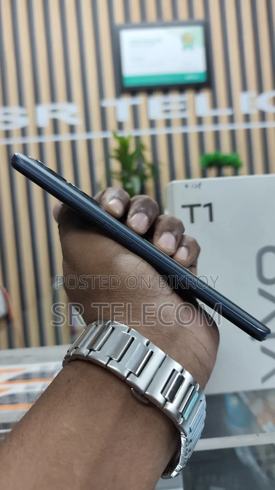 Vivo T1x (India) 128 GB Black