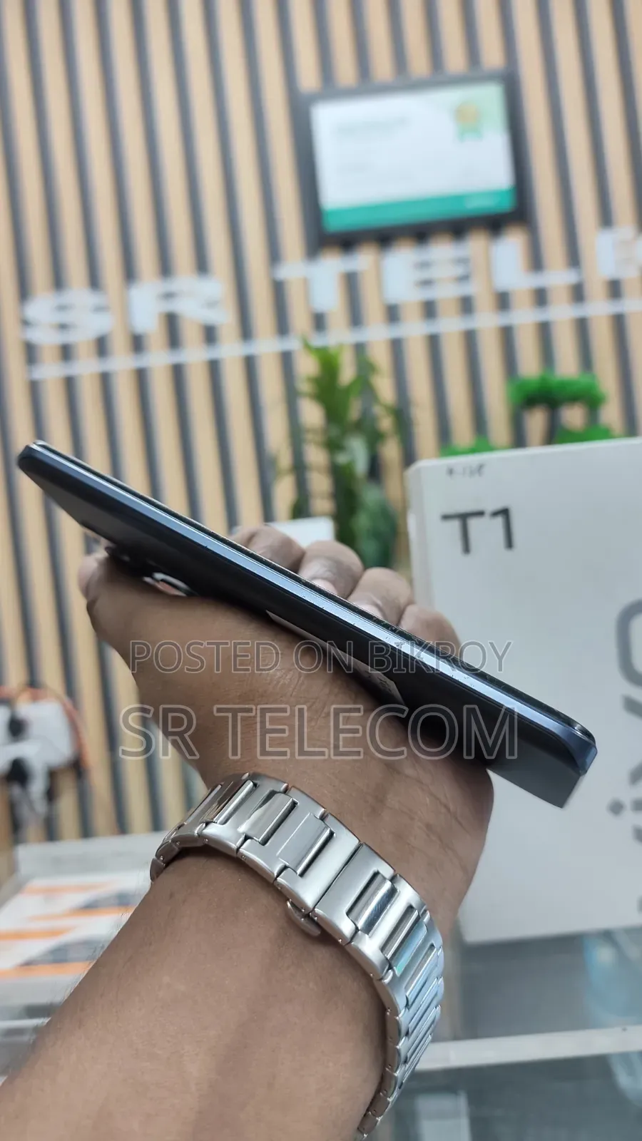 Vivo T1x (India) 128 GB Black