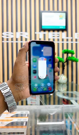 Apple iPhone 11 128 GB Red