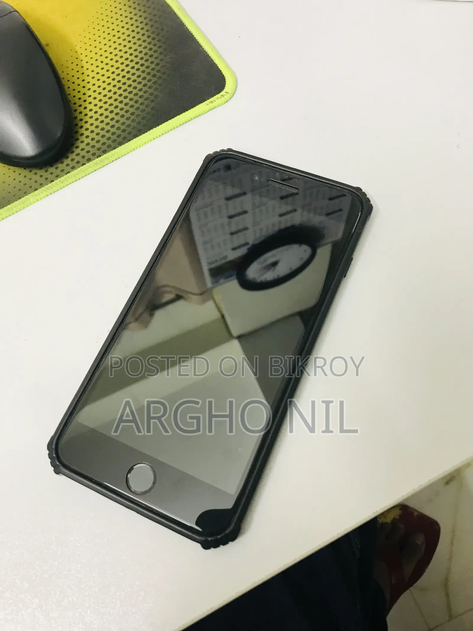 Apple iPhone 8 Plus 64 GB Red