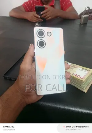 New Tecno Camon 20 256 GB Silver