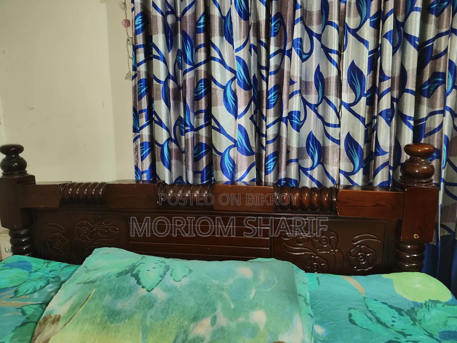 ভালো কন্ডিশন এর খাট (৫×৭) বিক্রয়