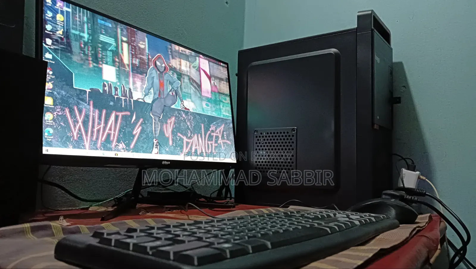 Desktop Computer 8GB AMD Ryzen 5 SSD 256GB