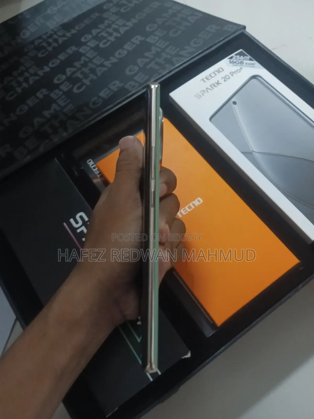 Tecno Spark 20 Pro Plus 256 GB