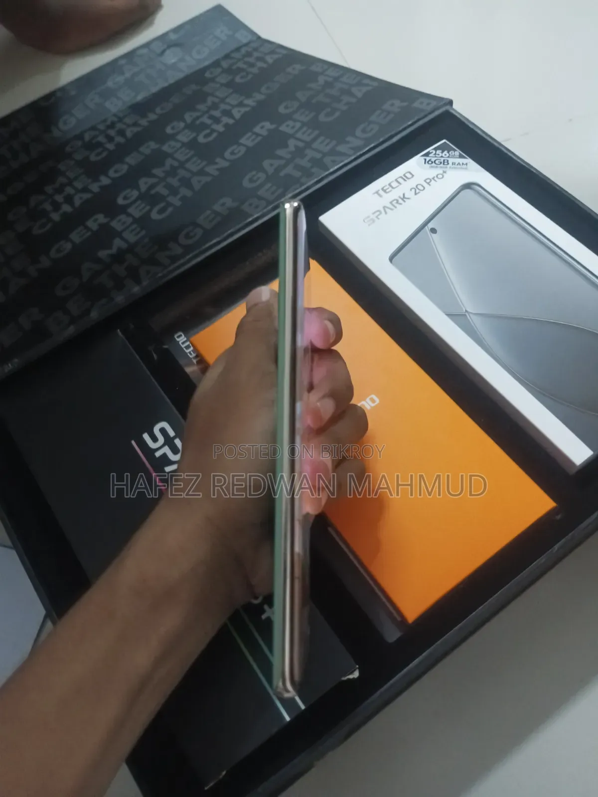 Tecno Spark 20 Pro Plus 256 GB