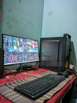 Desktop Computer 8GB AMD Ryzen 5 SSD 256GB