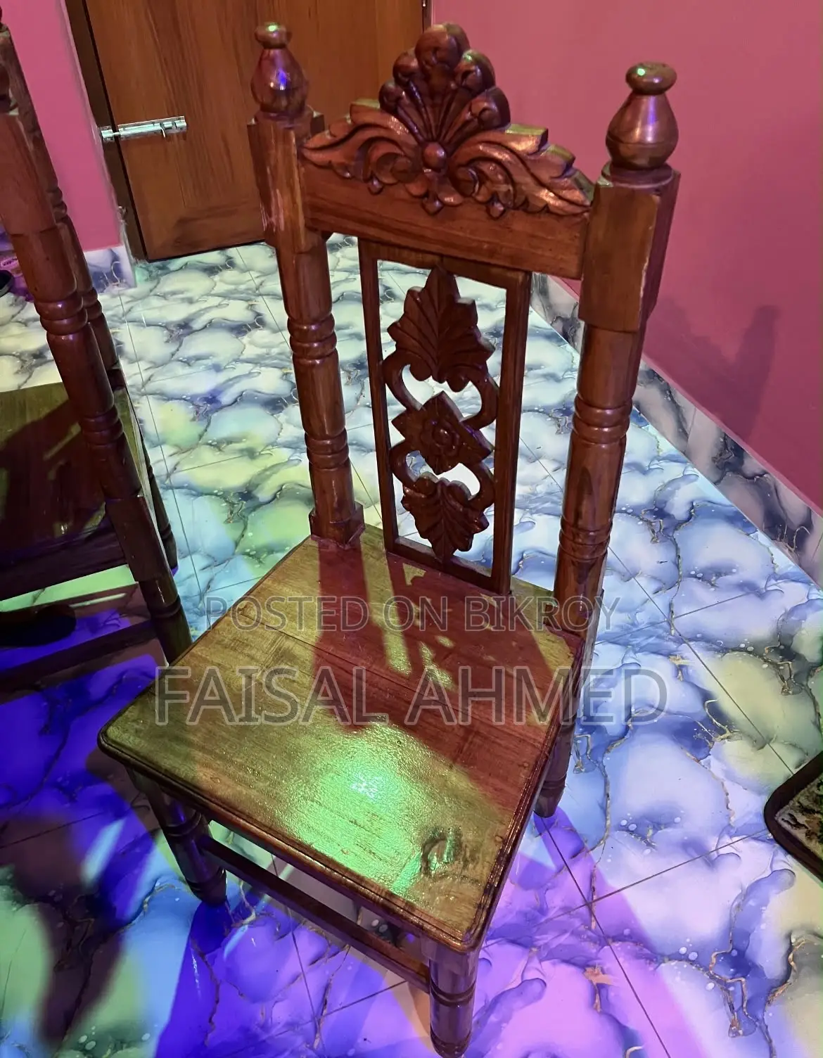 Dining table with 6 chairs