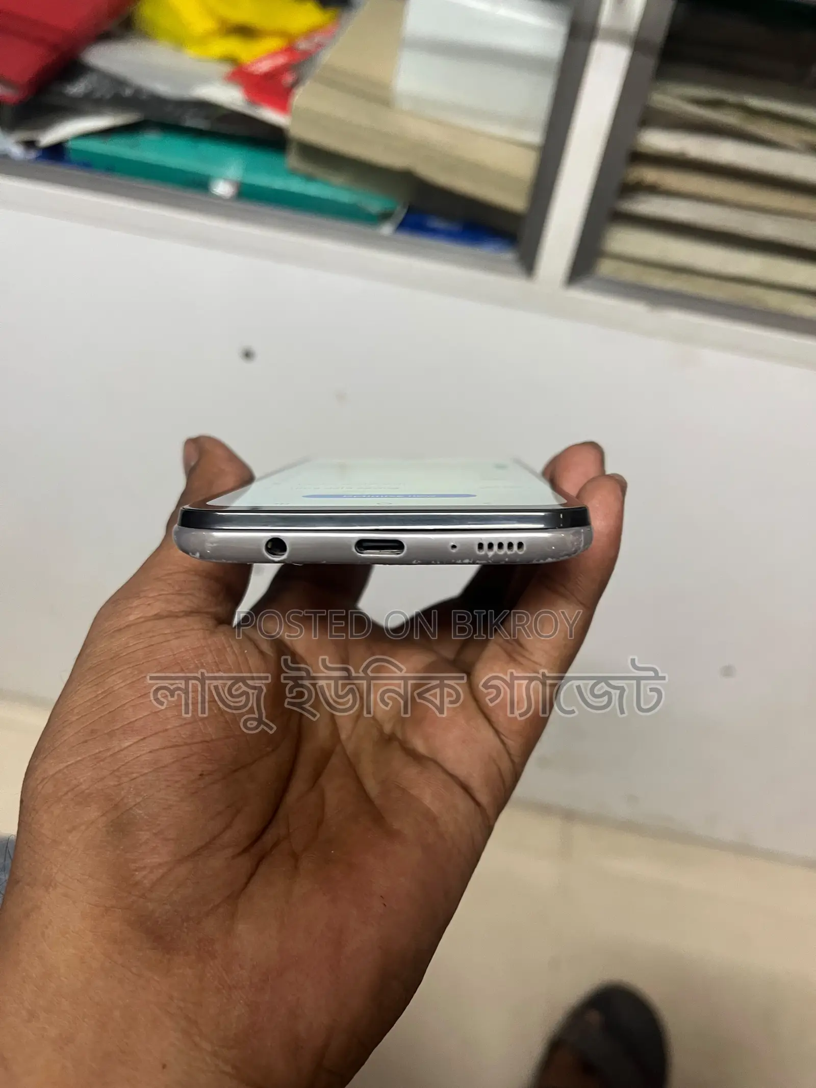 Samsung Galaxy A50 64 GB White