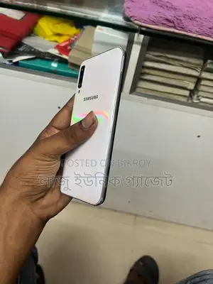 Samsung Galaxy A50 64 GB White