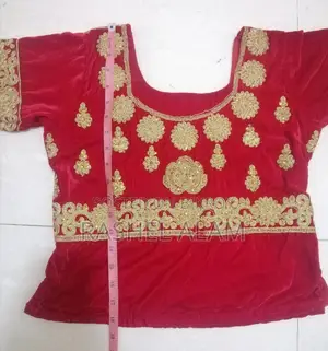 লেহেঙ্গা বিক্রি করতে চাই