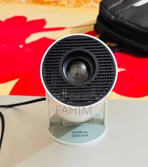 Hy-300 Projector