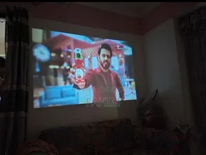 Hy-300 Projector