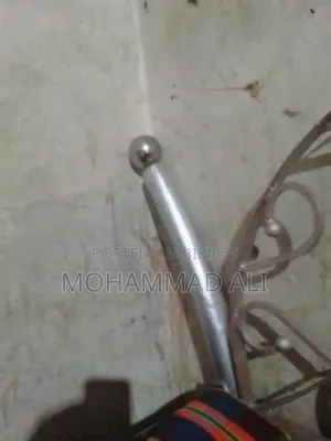 আমি একটি স্টিলের পালং বিক্রি করতে চাই আগ্রহীরা যোগাযোগ করুন
