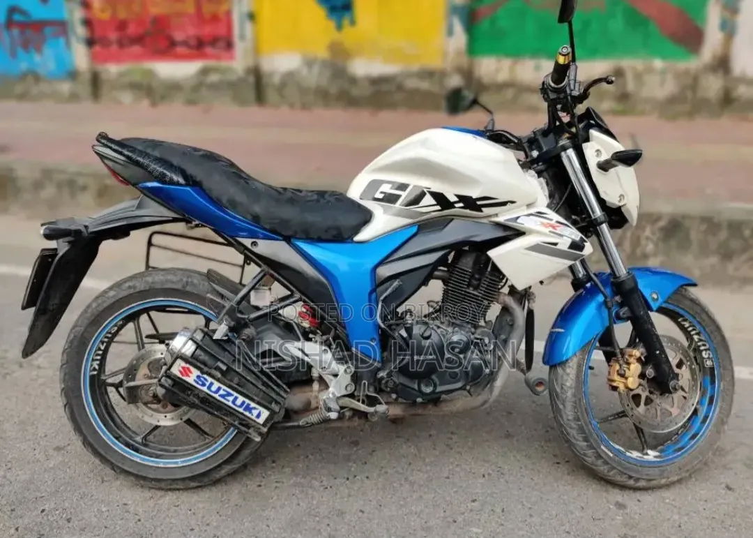 সুজুকি জিক্সার মনোটোন ২০১৭ সাদা