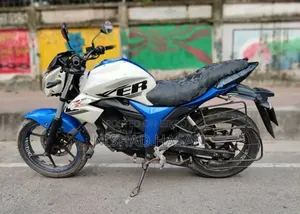 সুজুকি জিক্সার মনোটোন ২০১৭ সাদা