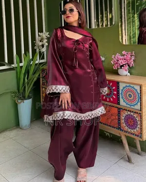 Samusilk Three Piece Gown Sku: 30494