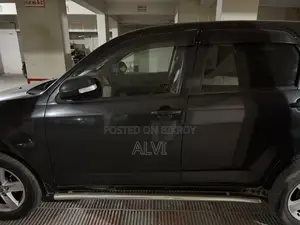 Toyota Rush 1.5 AWD 2006 Black