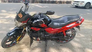 Hero Glamour 2015 Black