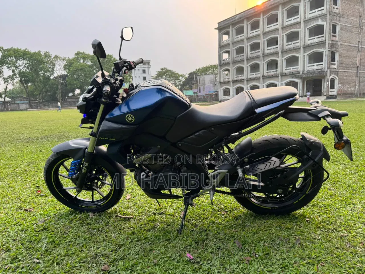 Yamaha 2022 Blue