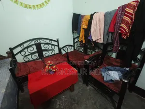 সোফা বিক্রয় হবে লোহার সোফা