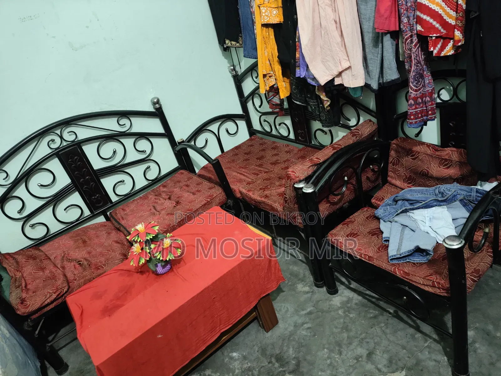 সোফা বিক্রয় হবে লোহার সোফা