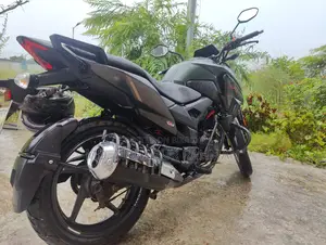হোন্ডা এক্স-ব্লেড ১৬০ ২০২০ সবুজ