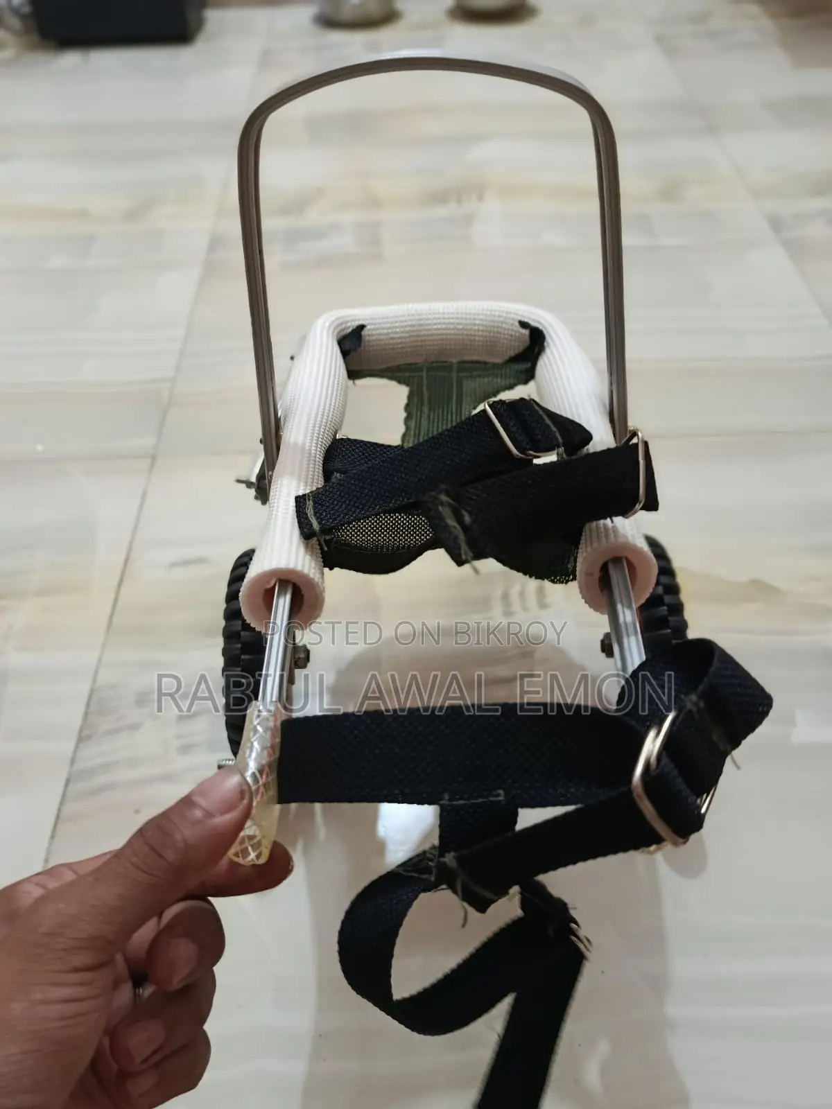 বিড়াল ও কুকুরের হুইলচেয়ার