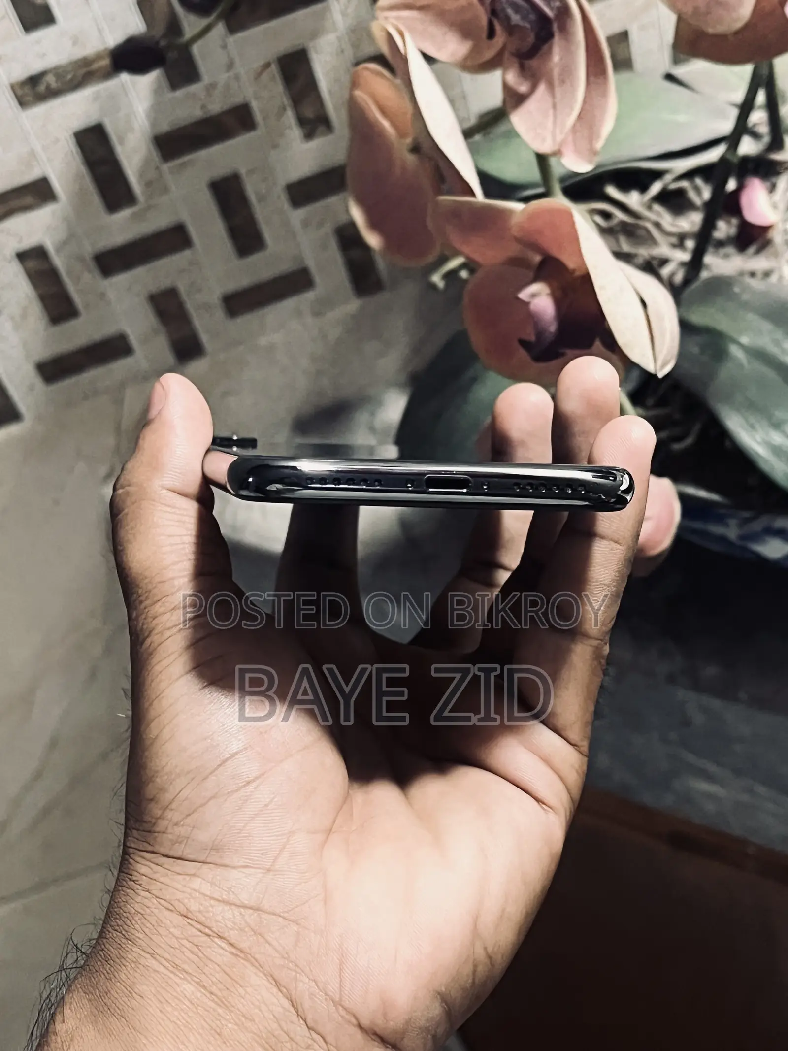 অ্যাপল আইফোন এক্স ৬৪ জিবি কালো
