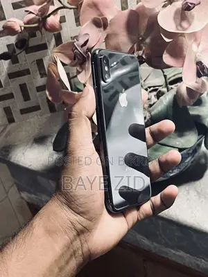 অ্যাপল আইফোন এক্স ৬৪ জিবি কালো