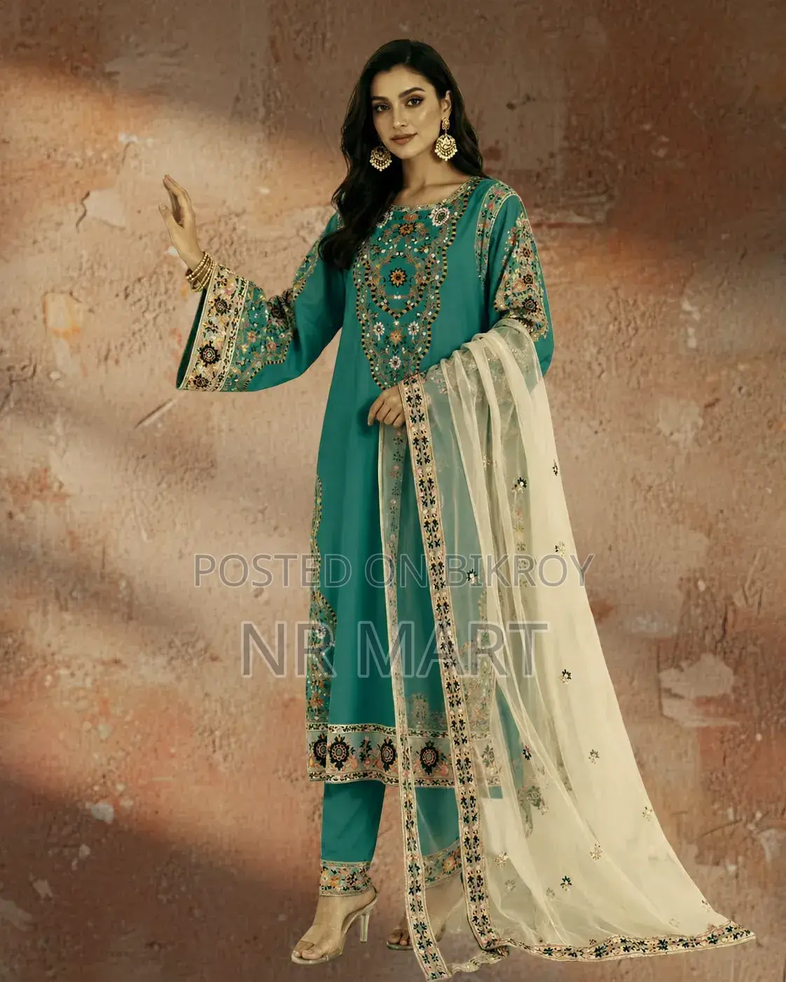 এমব্রয়ডারি থ্রি পিস