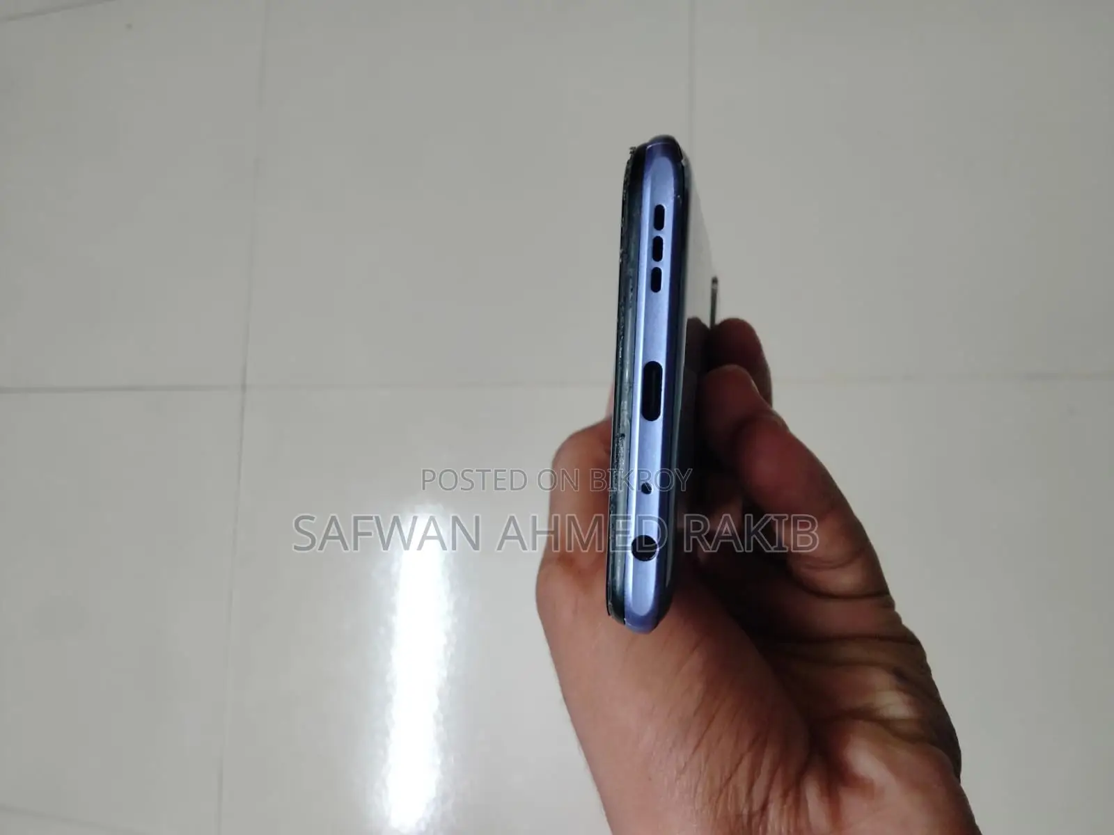 Vivo Y51 16 GB Blue