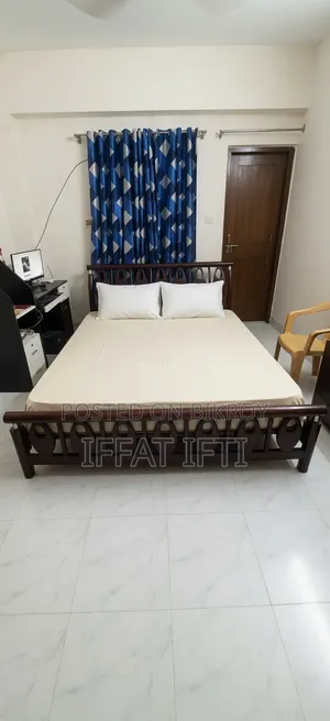 King Size Bed And Wardrobe From Hatil