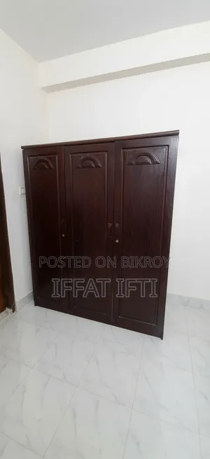 King Size Bed And Wardrobe From Hatil
