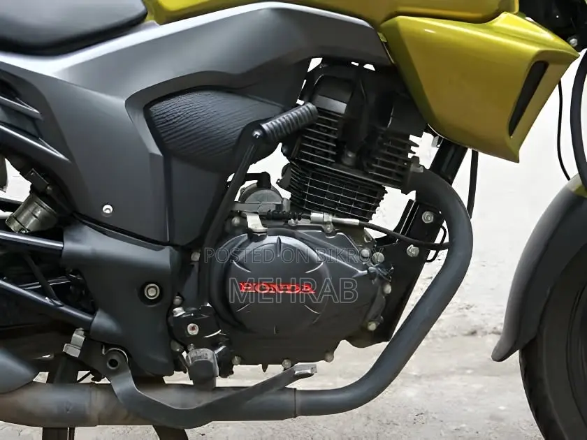Honda CB 2018 Green