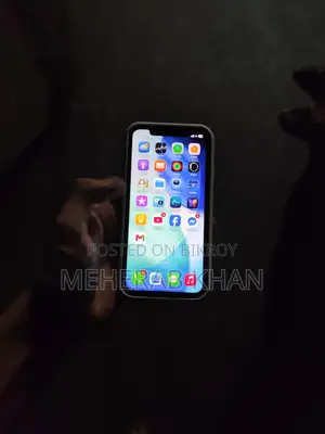 Apple iPhone 11 64 GB White