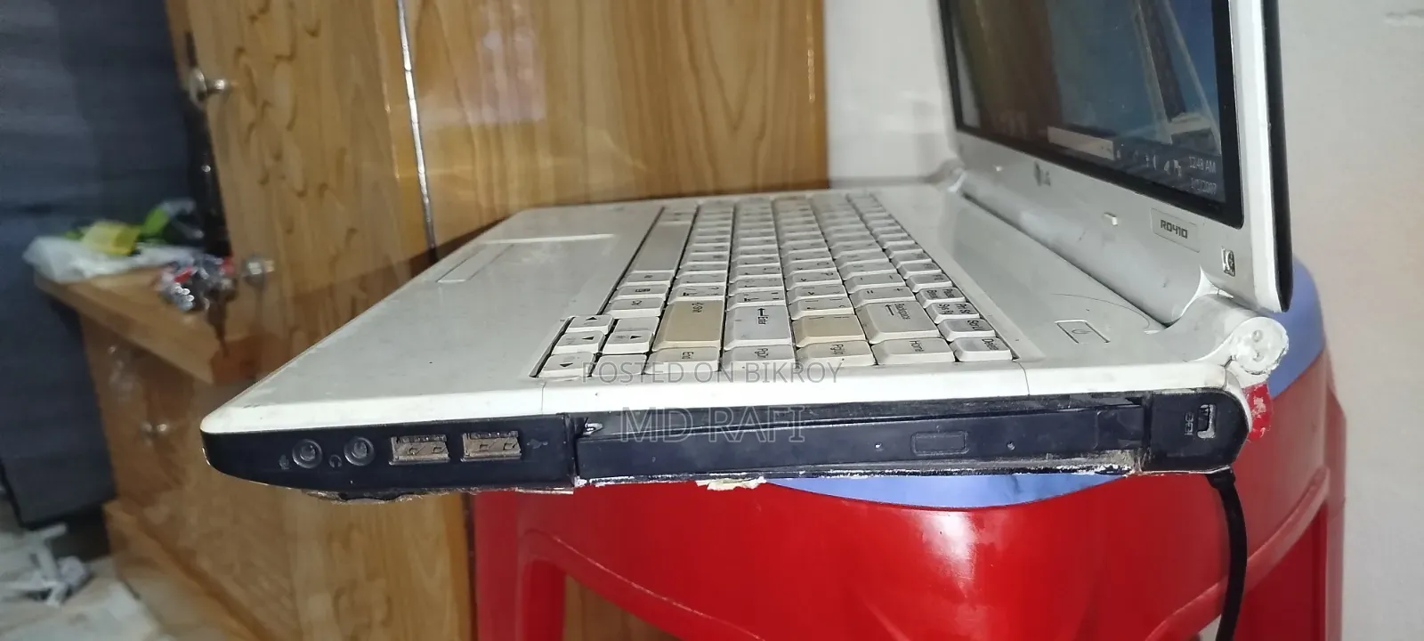 Laptop LG 2GB HDD+SSD 128GB