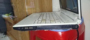 Laptop LG 2GB HDD+SSD 128GB