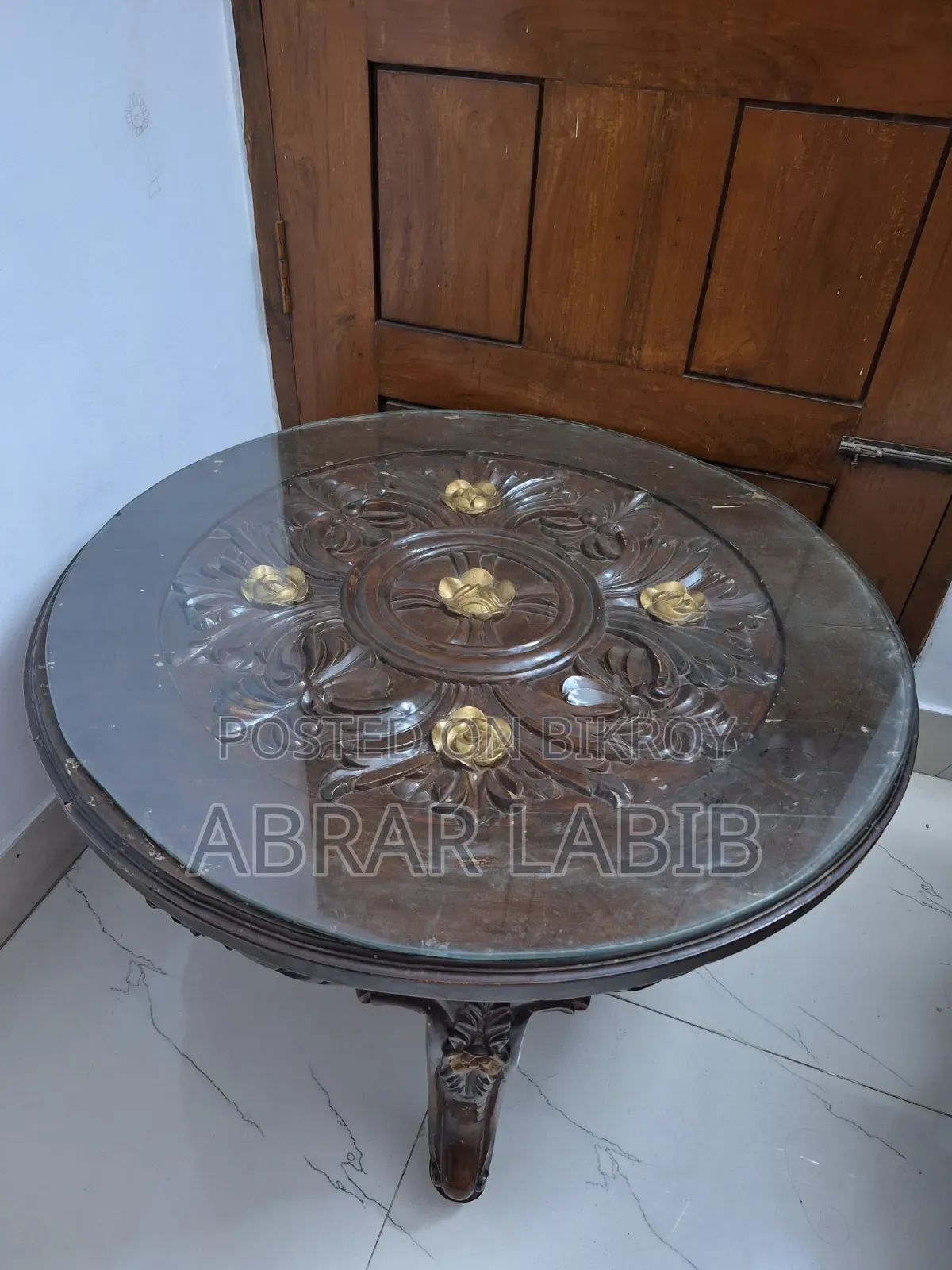 সেগুন কাঠের টেবিল গ্লাস টপসহ 
Shegun Wood Big Table With Glass On Top