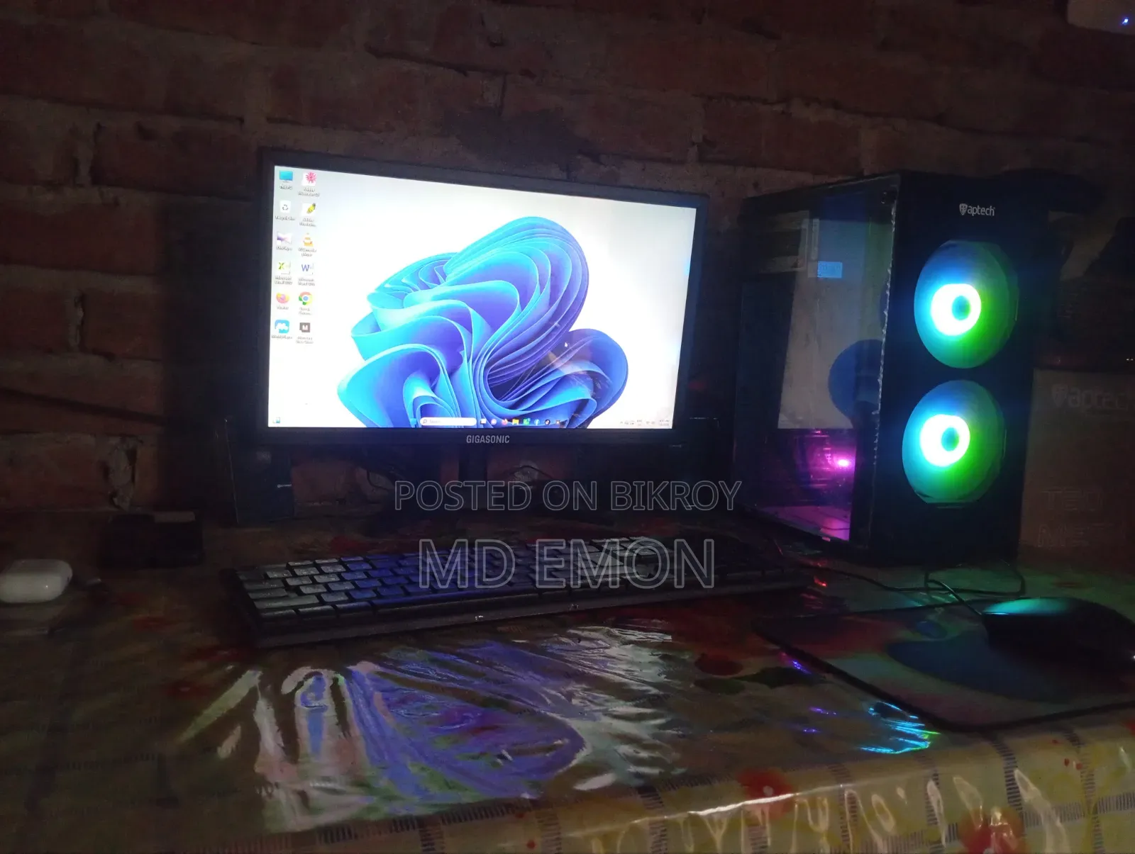 Desktop Computer 8GB Intel Core i5 SSD 256GB