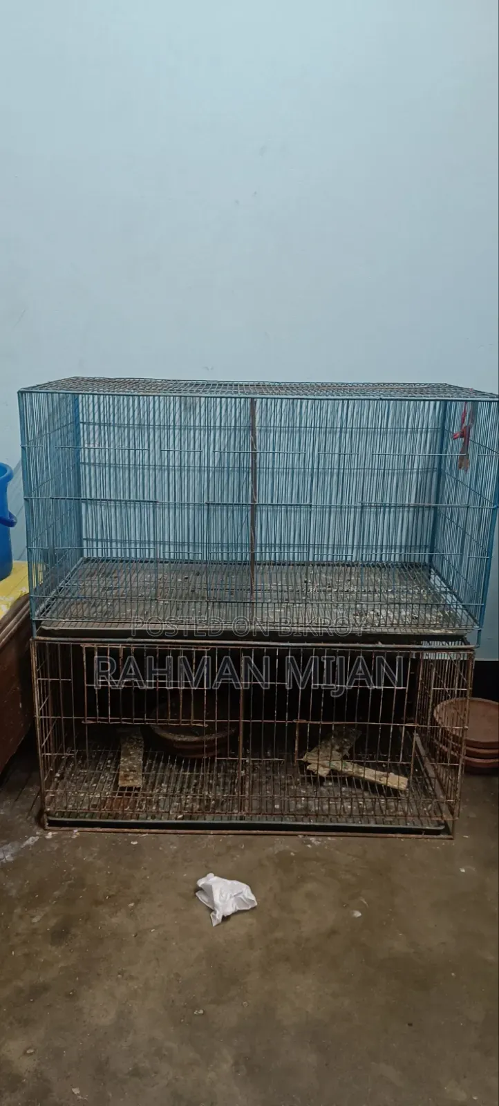 ২ টি খাঁচা বিক্রয় করা হইবে